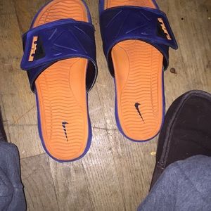 Men’s Nike slides